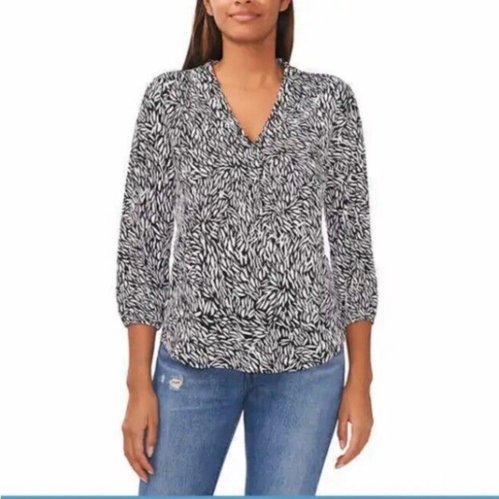 Vince Camuto Black and White Fitted Blouse with Mandarin Collar